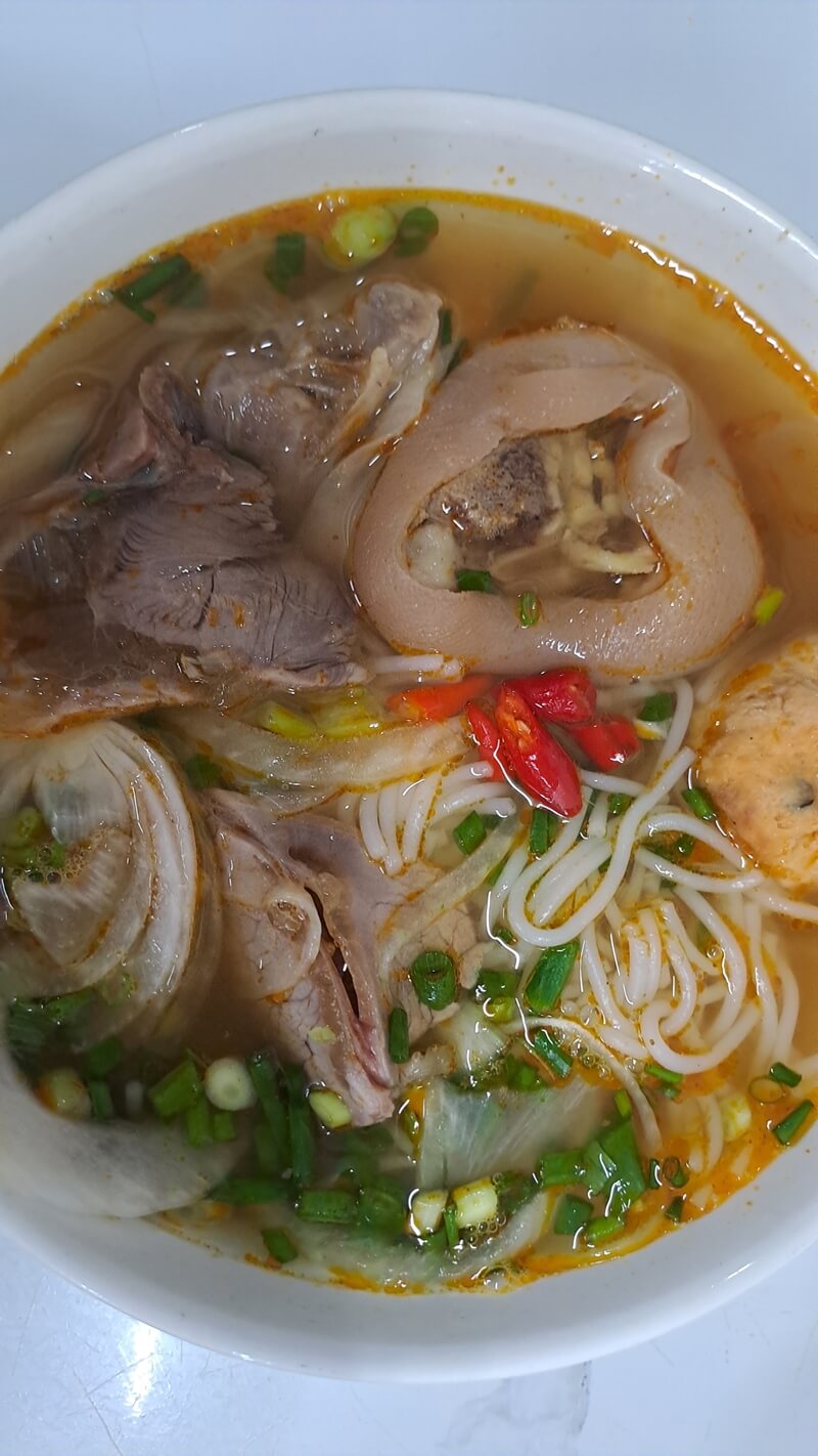 photo-of-bun-bo-hue